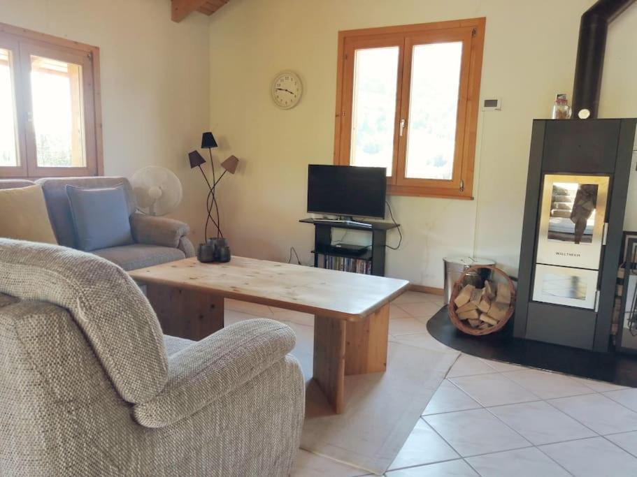 Confortable Chalet Avec Magnifique Vue En Gruyere. Charmey Exterior foto